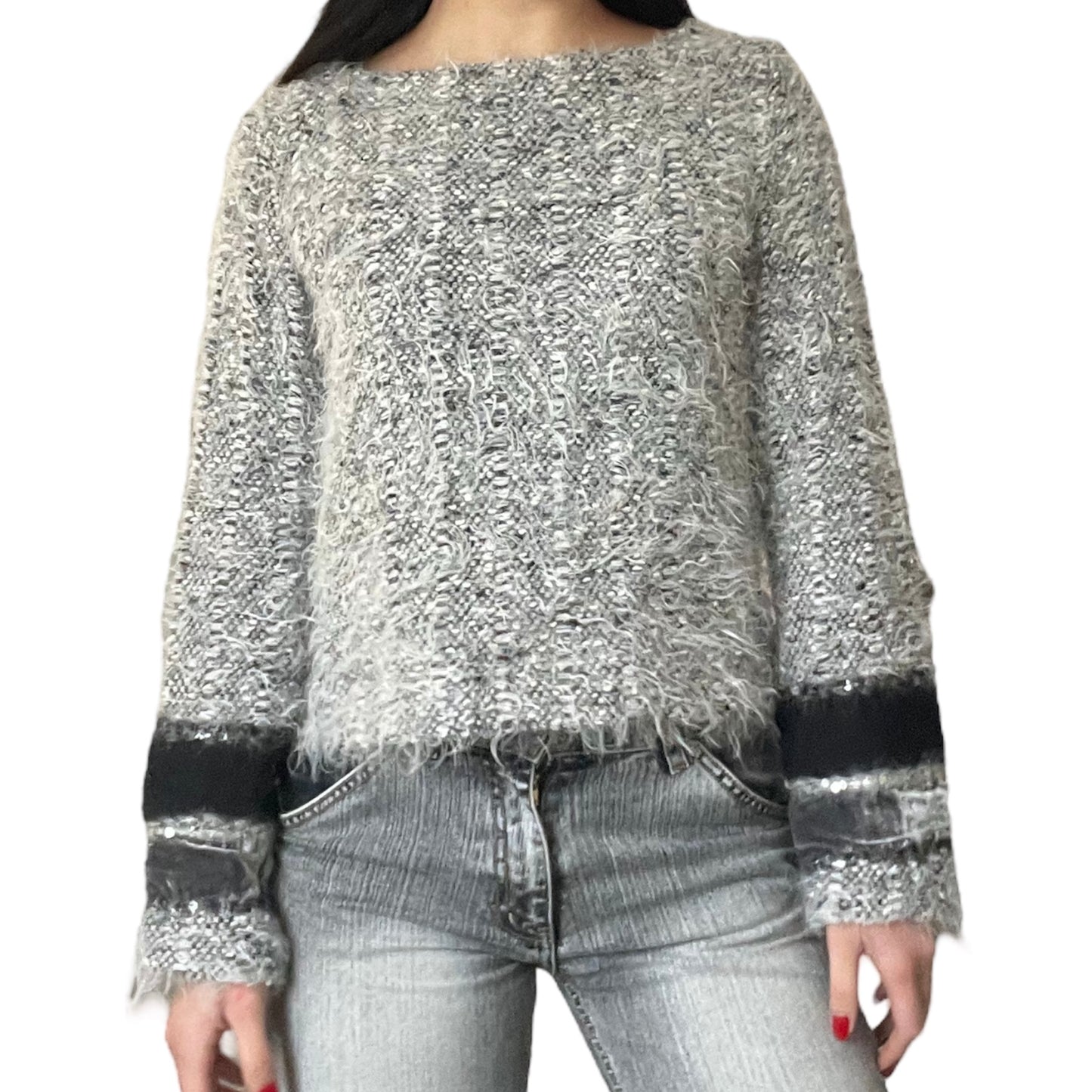 Flauschiger Paillettenpullover