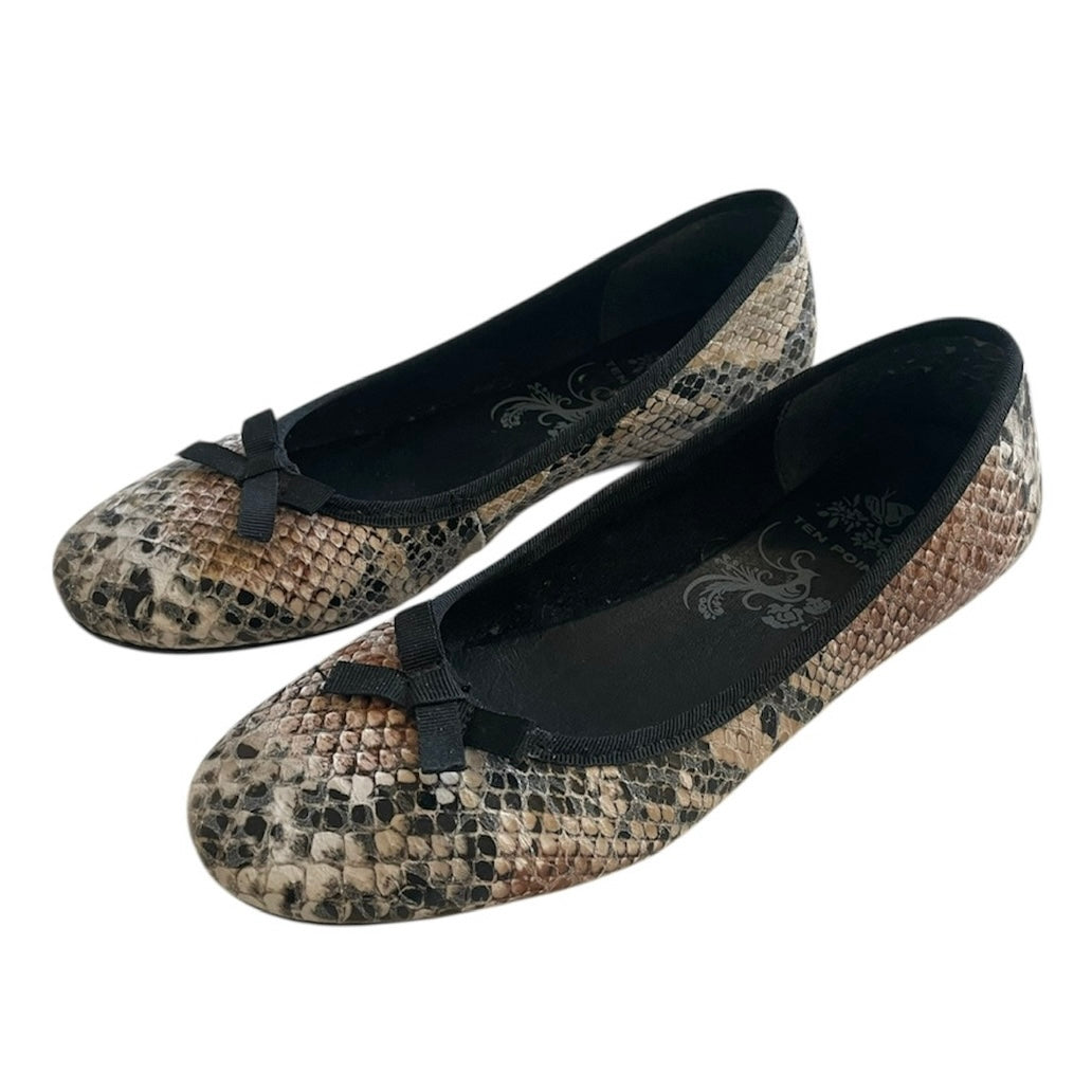 Ten Points Ballet Flats