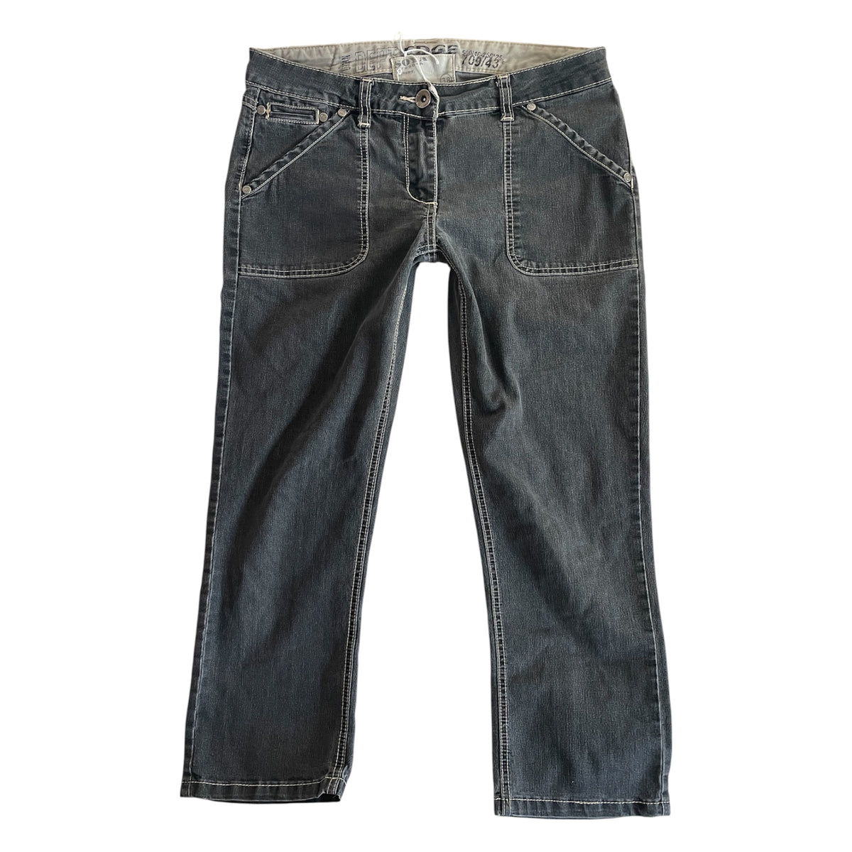 Soya Low Rise Capri Jeans